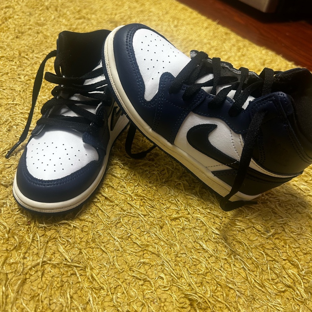 Nike Jordan 1. Size 10c.